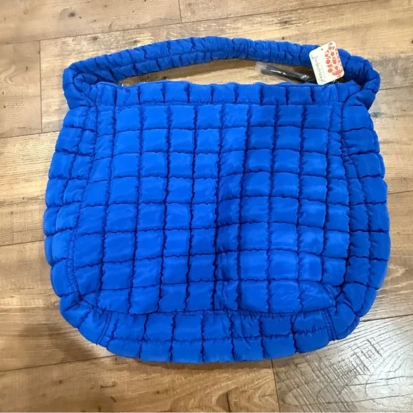NWT Free People FP Movement Quilted Puffer Carryall Bag Tote Lapis Blue RARE - Picture 2 of 3